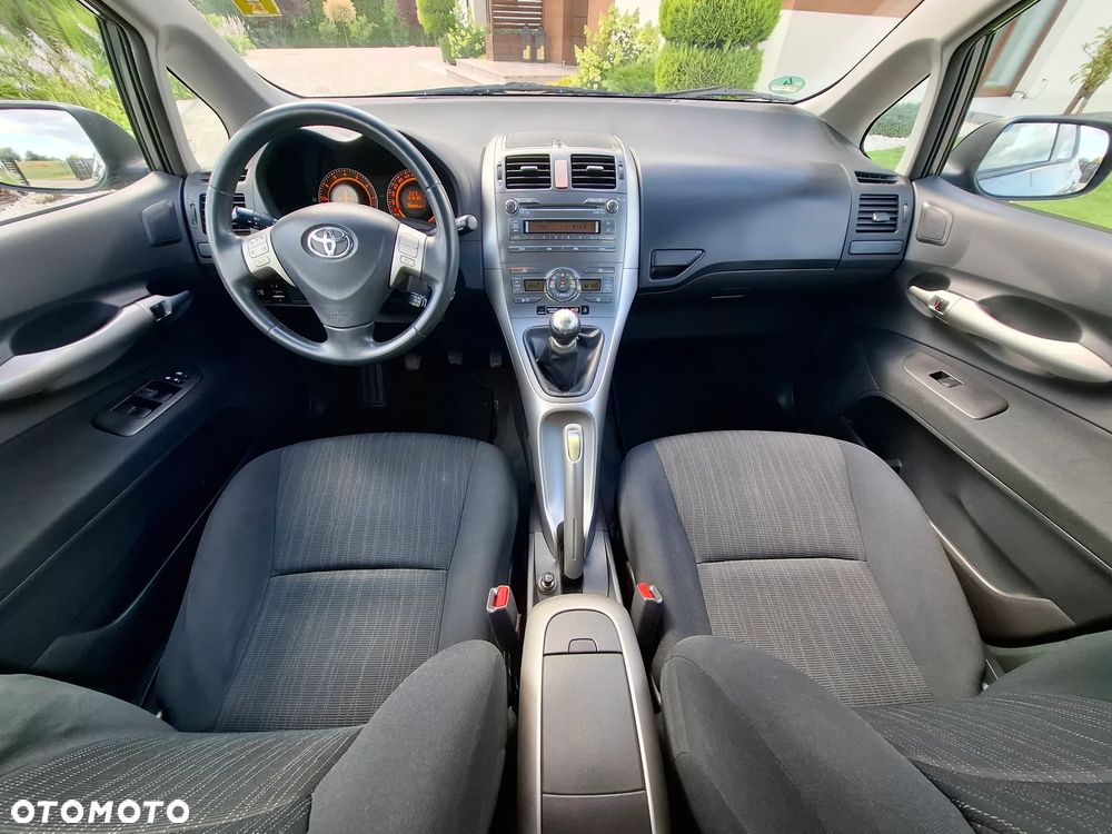 Toyota Auris 1.6 VVT-i Luna - 34