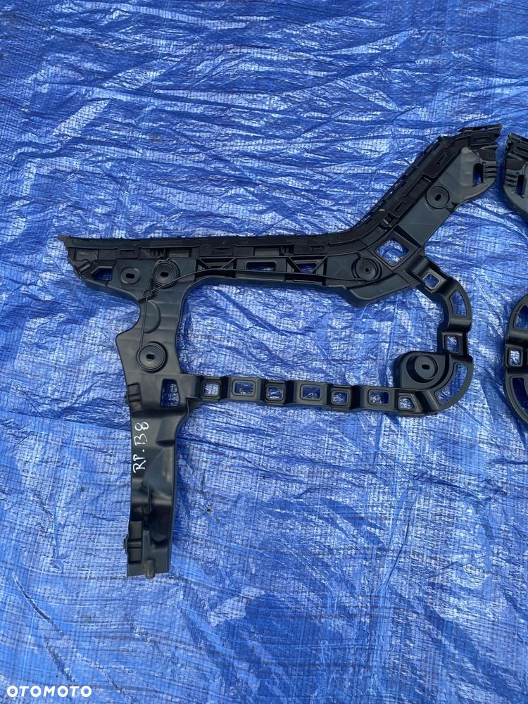 VW PASSAT B8 KOMBI ŚLIZG MOCOWANIE ZDERZAKA PRAWE PRAWY TYŁ 3G9807355A  3G9807356A - 3