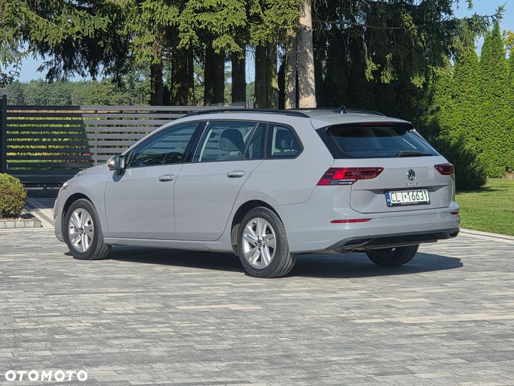 Volkswagen Golf - 5