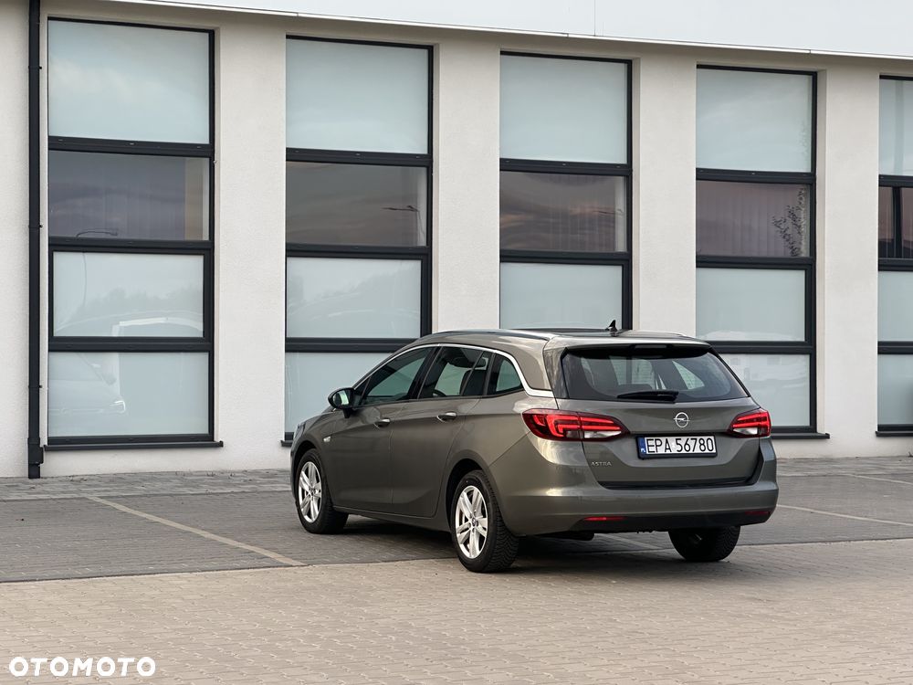 Opel Astra - 18