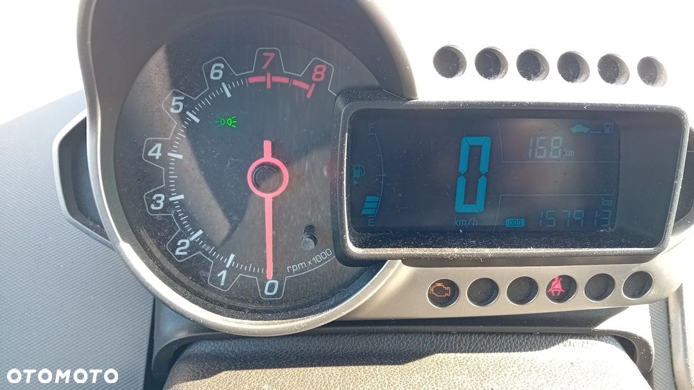 Chevrolet Aveo 1.4 16V LT - 5