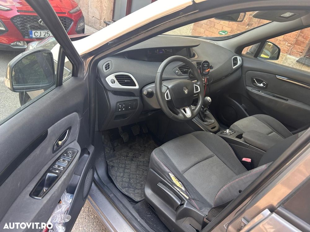 Renault Scenic 1.5dCi Expression - 6