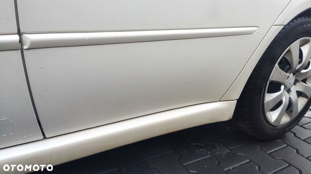 DRZWI KOMPLETNE LEWY TYŁ SUBARU LEGACY IV KOMBI 37J - 11