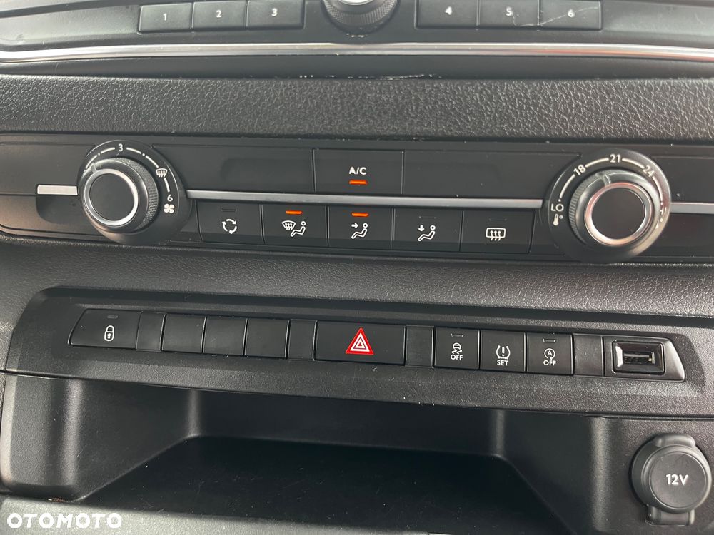 Peugeot Expert - 26