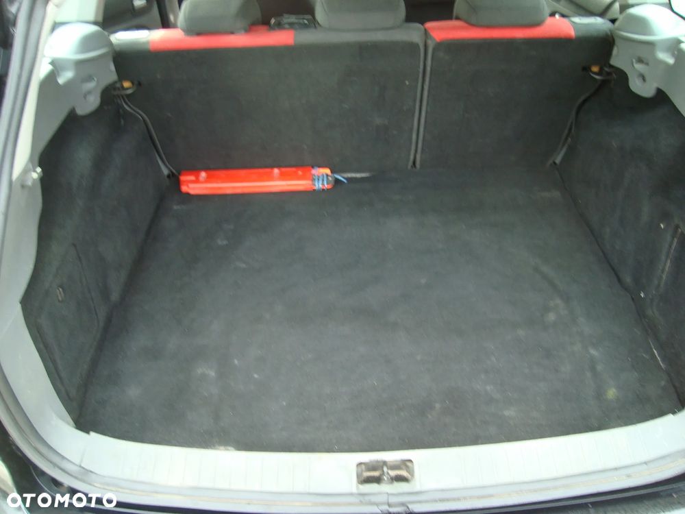 Ford Focus - 12