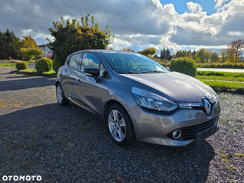 Renault Clio - 2
