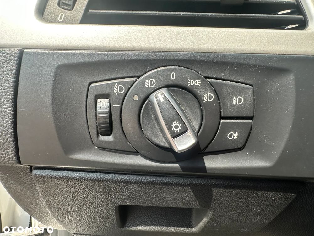BMW Seria 3 320d DPF - 10