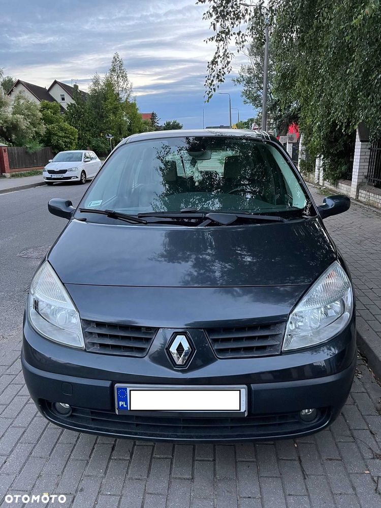 Renault Scenic - 2