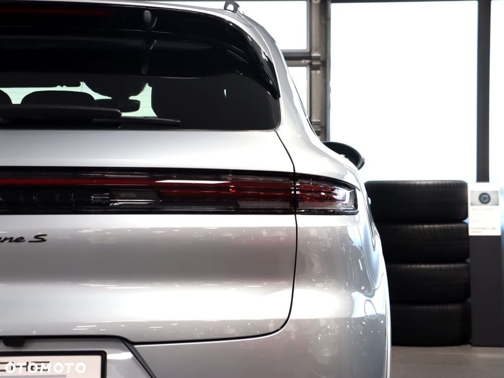 Porsche Cayenne S - 10