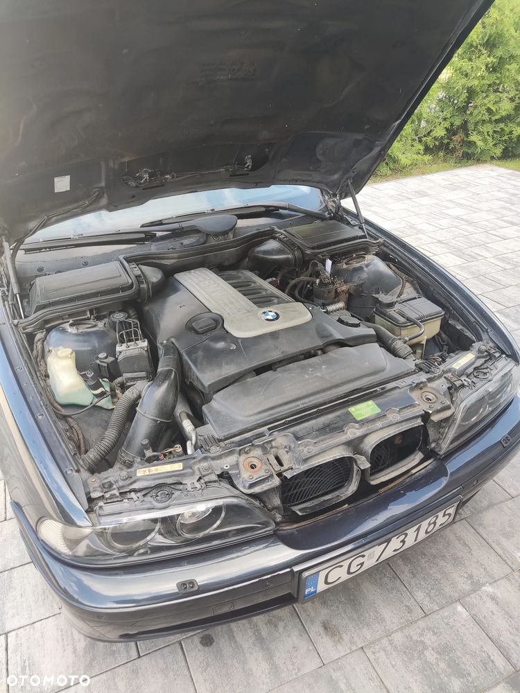 BMW Seria 5 - 10