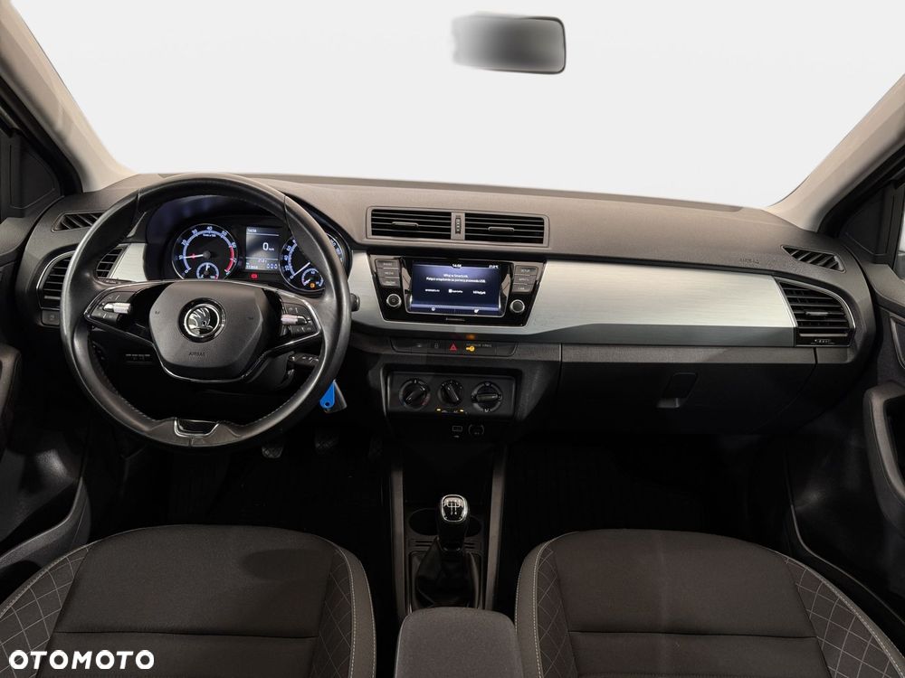 Skoda Fabia - 16