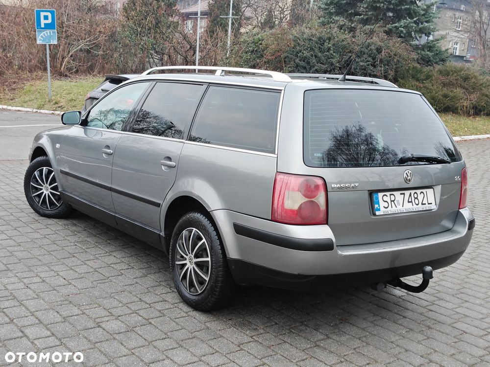 Volkswagen Passat 2.0 Exclusive - 6