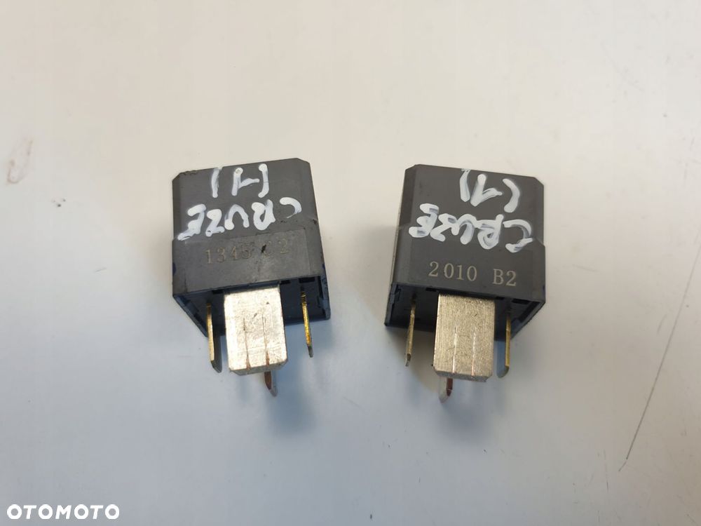 Chevrolet Cruze J305 2.0 VCDI PRZEKAŹNIK 13500120 - 1