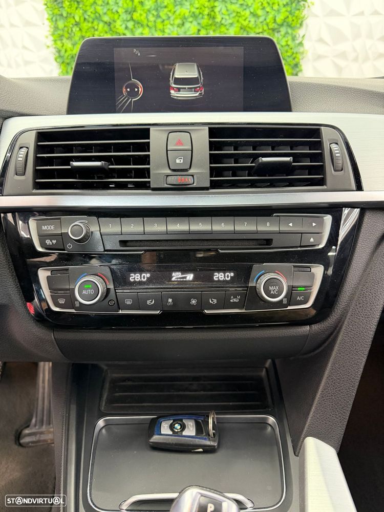 BMW 318 d Pack M Auto - 8