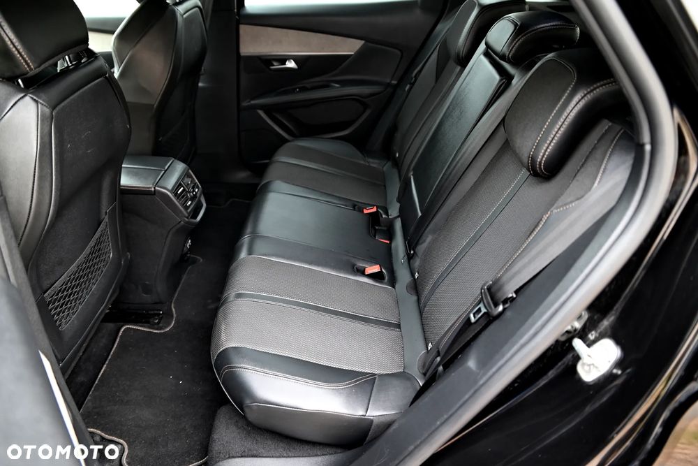 Peugeot 3008 BlueHDi 130 Stop & Start EAT8 GT Pack - 21