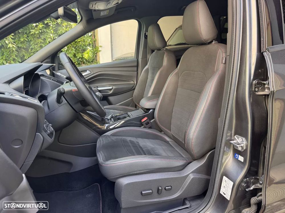 Ford Kuga 1.5 TDCi ST-Line - 21