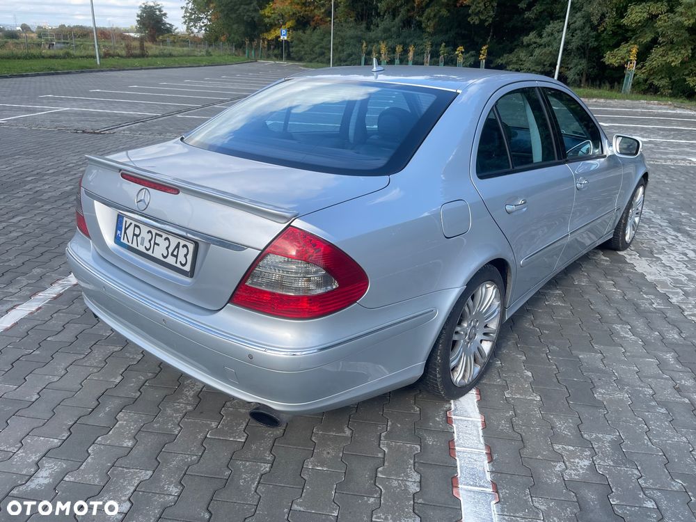 Mercedes-Benz Klasa E 320 CDI Avantgarde - 4