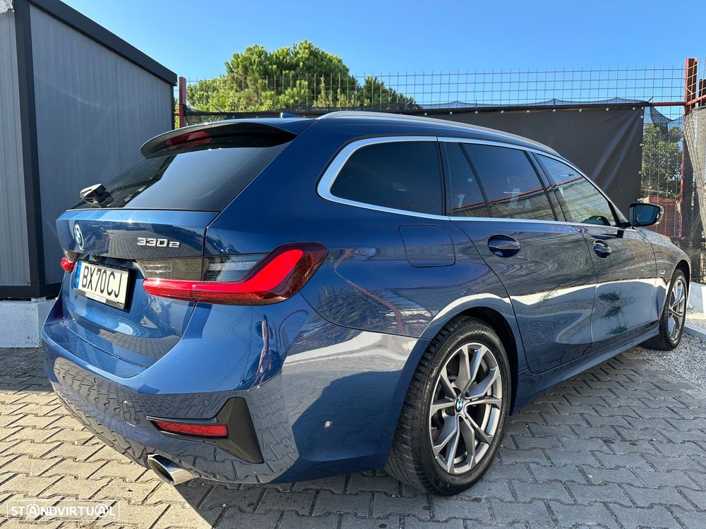BMW 330 e Touring Line Sport Auto - 4