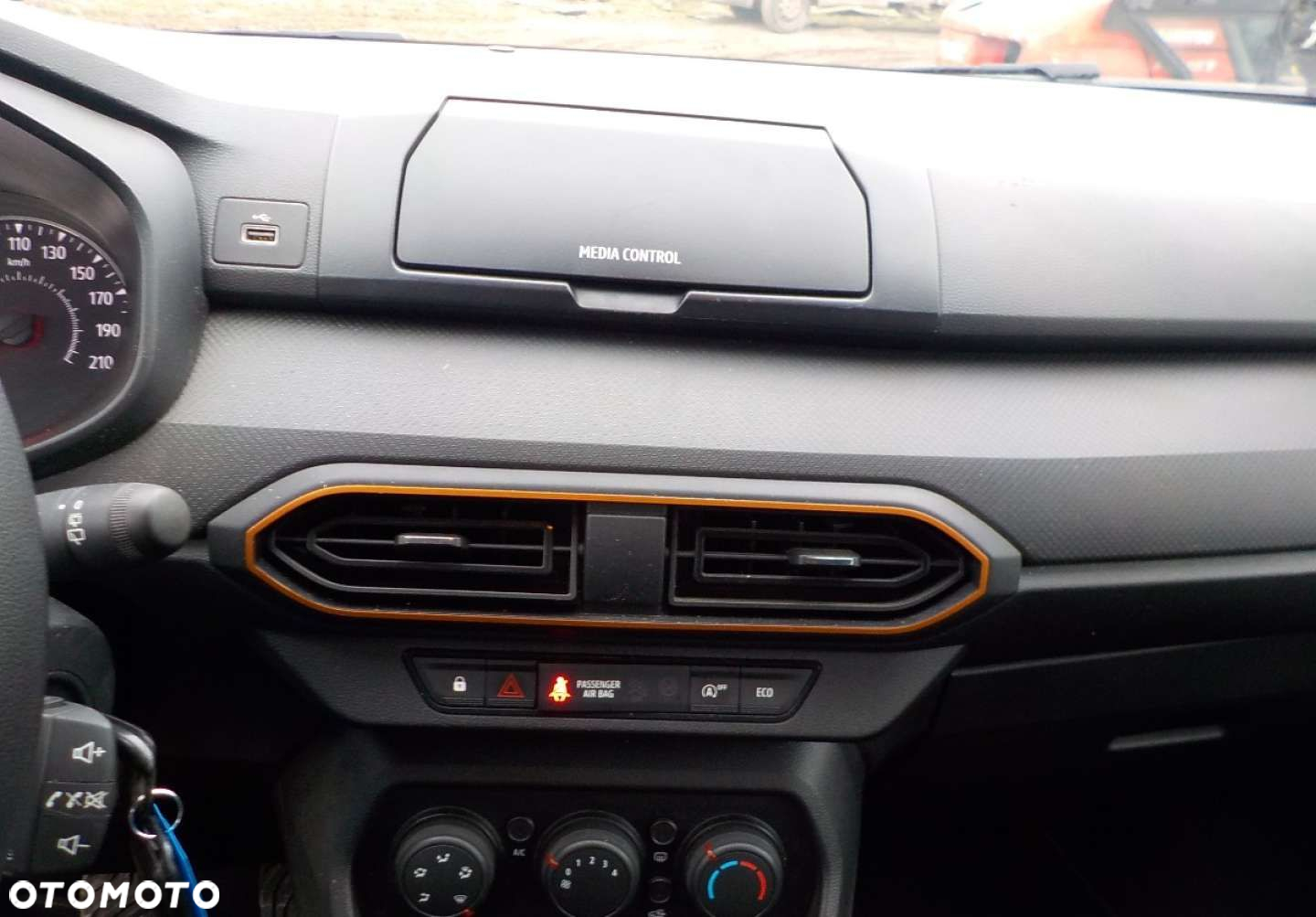 Dacia Sandero Stepway - 25