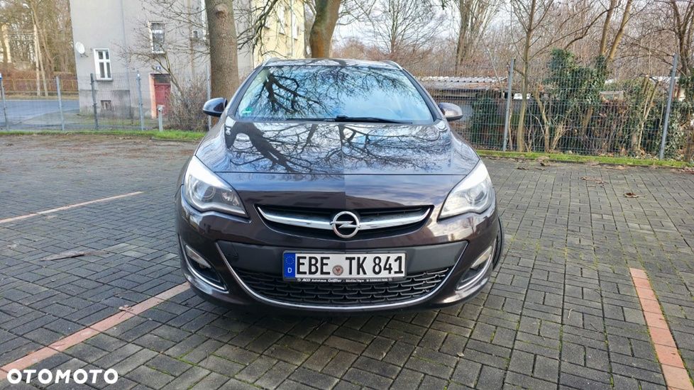 Opel Astra 1.6 CDTI DPF ecoFLEX TourerStart/Stop ENERGY - 9