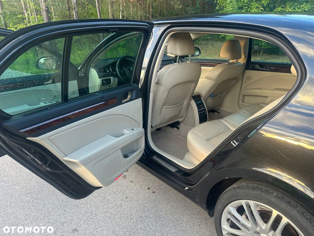 Skoda Superb 2.0 TDI Comfort DSG - 8