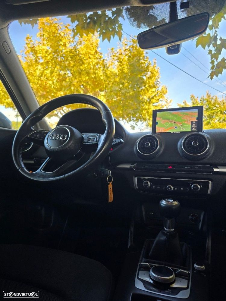 Audi A3 Sportback 1.6 TDI S-line - 8