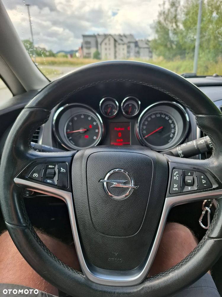 Opel Astra 1.4 T Cosmo - 7