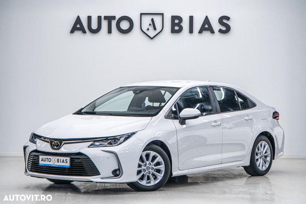 Toyota Corolla Sedan 1.5 TNGA CVT Business - 2