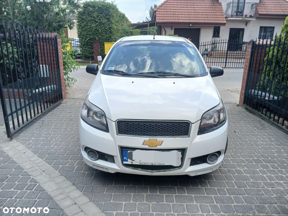 Chevrolet Aveo 1.2 16V Base - 11