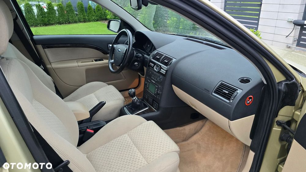 Ford Mondeo 2.0 TDCi Ghia X100 - 12
