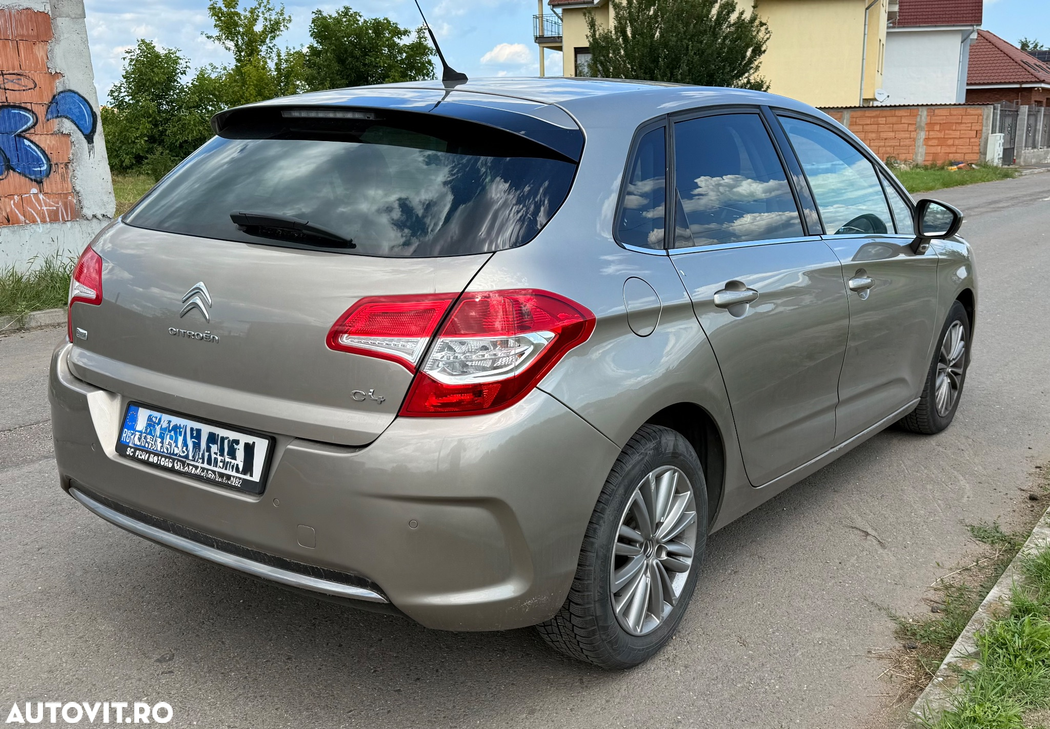 Citroën C4 e-HDi 115 ETG6 Exclusive - 3