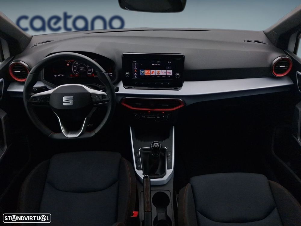 SEAT Arona 1.0 TSI FR — fotografia 2