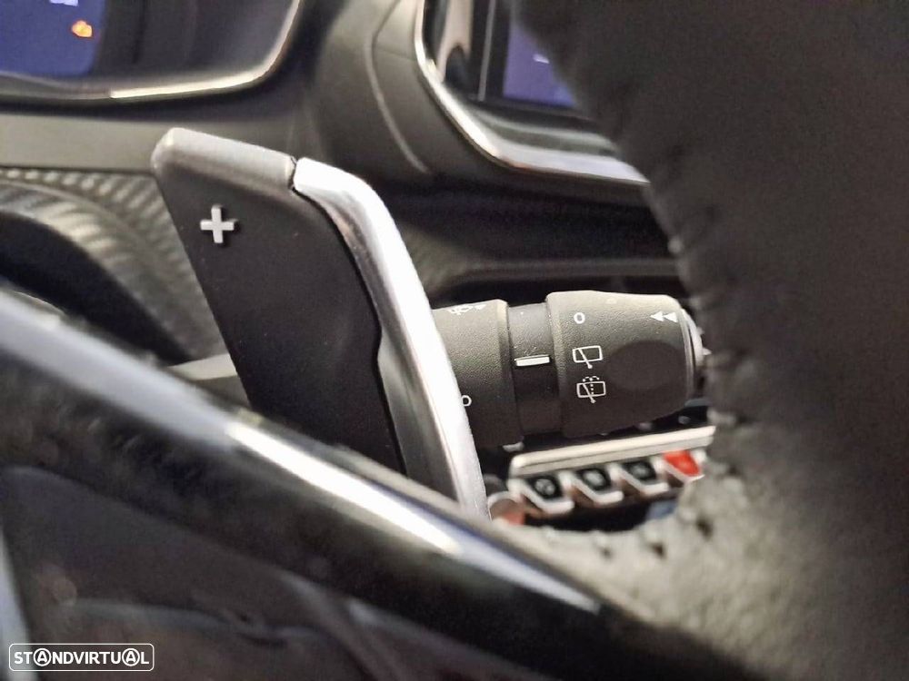 Peugeot 208 1.2 PureTech Allure EAT8 - 15