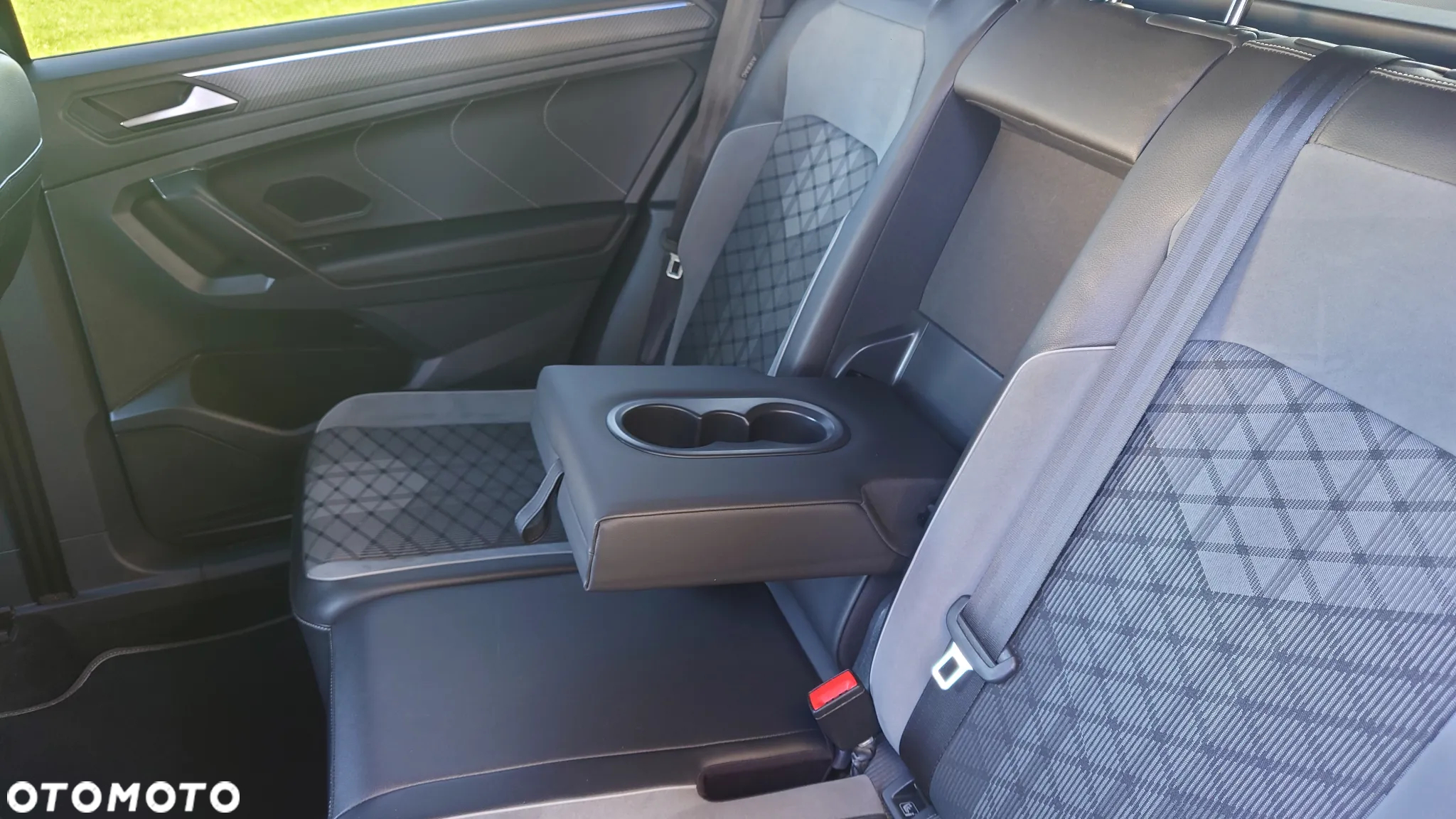 Volkswagen Tiguan 2.0 TSI 4Mot R-Line DSG - 10