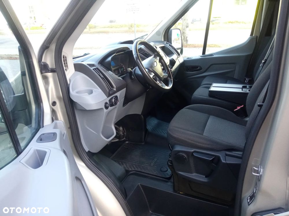 Ford Transit - 8