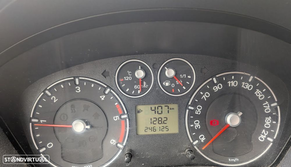 Ford Fiesta 1.4 TDCI Ambiente - 8