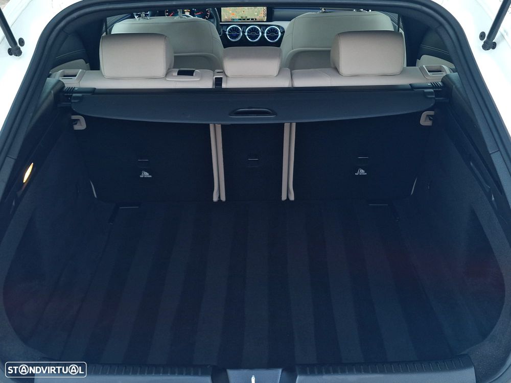 Mercedes-Benz CLA 180 7G-DCT Progressive Line Advanced - 30