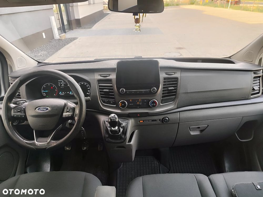 Ford Transit Custom 310 L2H1 Limited - 11