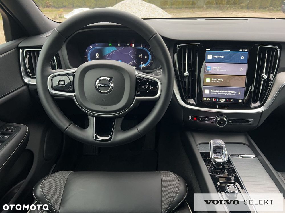 Volvo V60 B4 B Plus Dark - 12