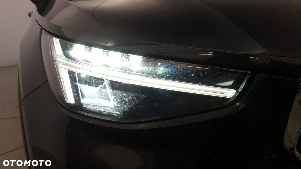 Volvo XC 40 - 11