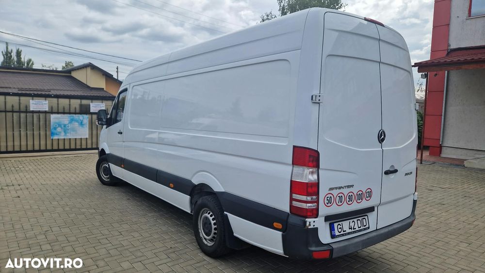 Mercedes-Benz SPRINTER 313 - 14
