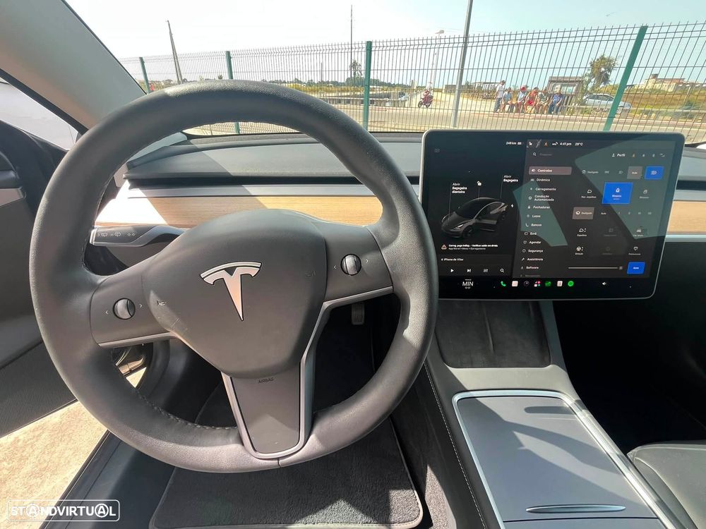 Tesla Model 3 Standard Range Plus RWD - 24