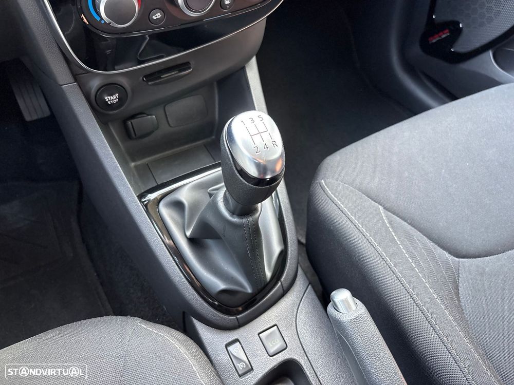 Renault Clio Sport Tourer 0.9 TCe Limited Edition - 38