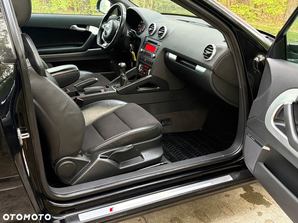 Audi A3 3-drzwiowe 2.0 TDI S Line Sportpaket plus - 29