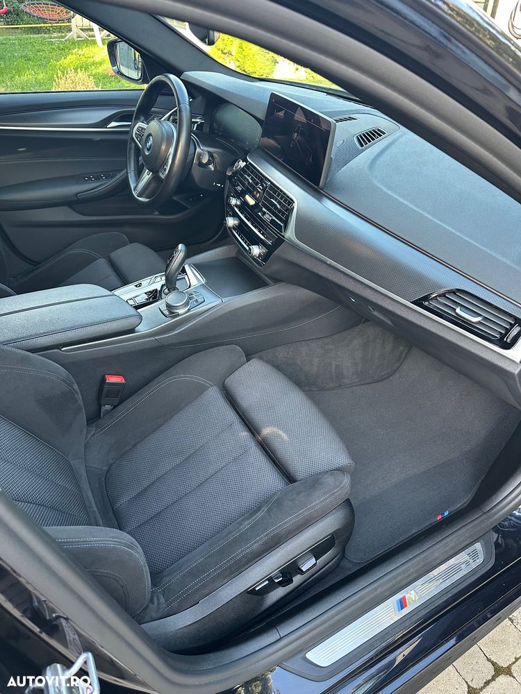 BMW Seria 5 530e Aut. M Sport Edition - 10
