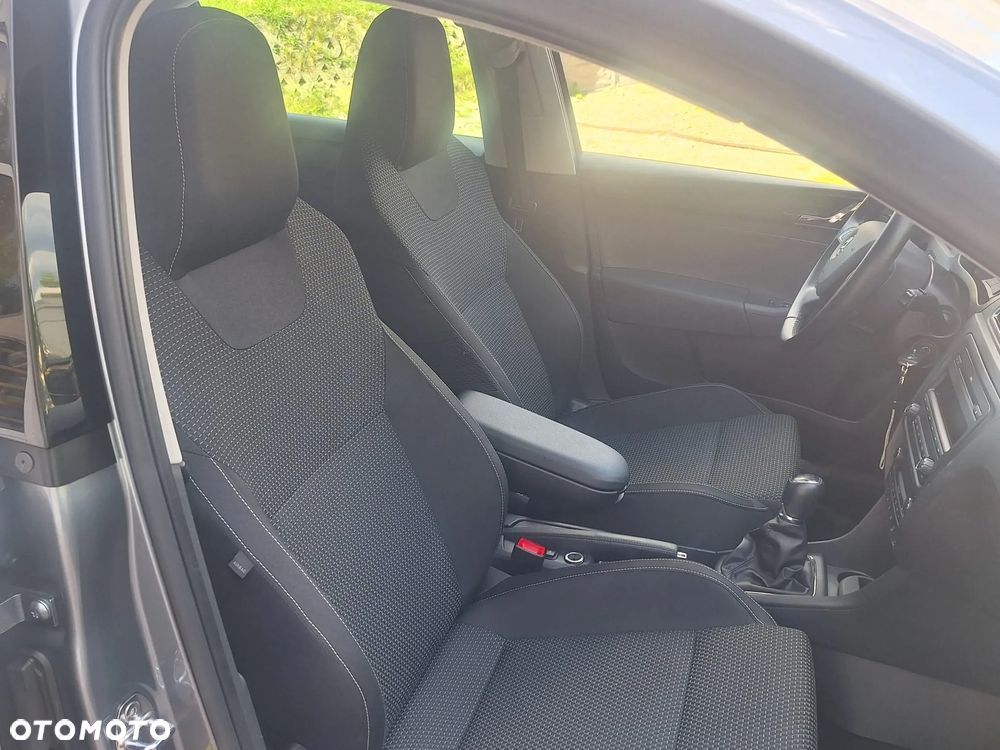 Skoda RAPID 1.6 TDI Active - 6