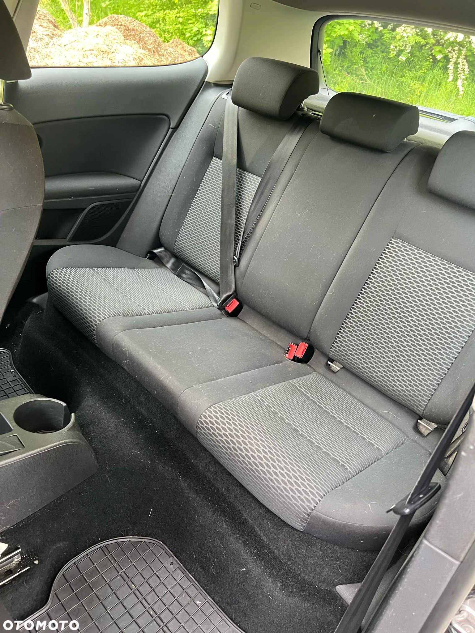 Volkswagen Golf VI 1.6 TDI Comfortline - 16