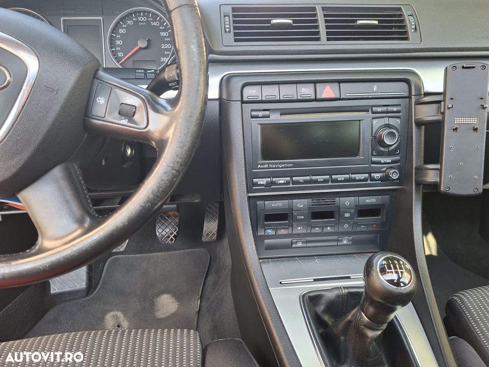 Audi A4 Limuzina 2.0 TDI DPF - 24