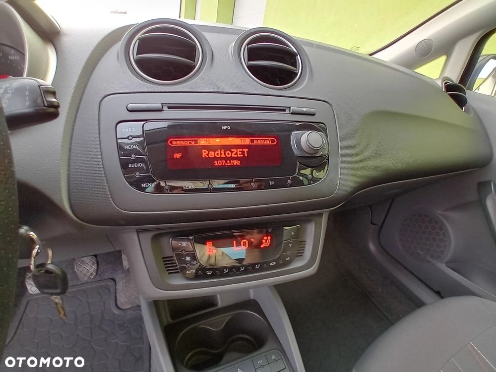 Seat Ibiza 1.4 16V Reference - 6