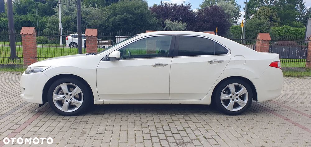Honda Accord 2.0 Executive - 6